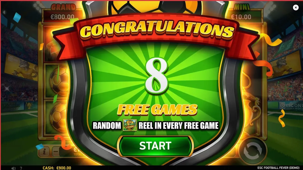 Tampilan visual slot ESC Football Fever dengan tema stadion sepak bola yang megah